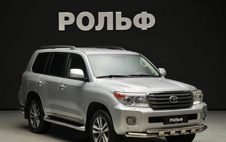 Toyota Land Cruiser 200, 2015 год, 3 700 000 рублей, 1 фотография