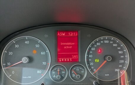 Volkswagen Touran III, 2009 год, 1 250 000 рублей, 2 фотография