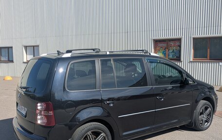 Volkswagen Touran III, 2009 год, 1 250 000 рублей, 15 фотография
