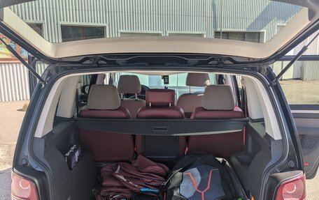 Volkswagen Touran III, 2009 год, 1 250 000 рублей, 19 фотография
