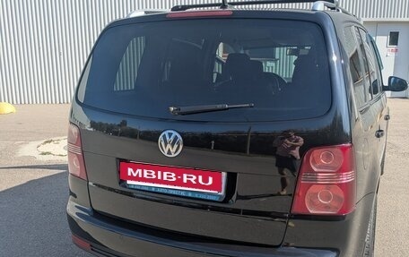 Volkswagen Touran III, 2009 год, 1 250 000 рублей, 16 фотография