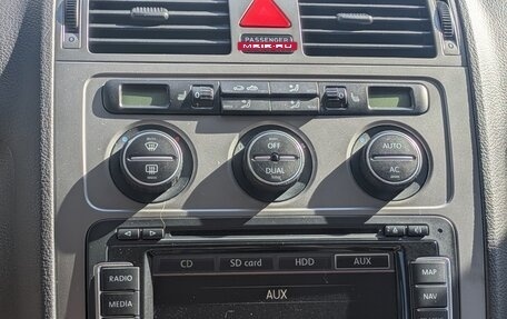 Volkswagen Touran III, 2009 год, 1 250 000 рублей, 30 фотография