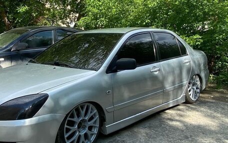 Mitsubishi Lancer IX, 2004 год, 410 000 рублей, 3 фотография