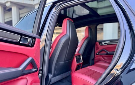 Porsche Cayenne III, 2020 год, 7 799 000 рублей, 10 фотография