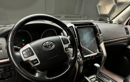 Toyota Land Cruiser 200, 2015 год, 3 700 000 рублей, 16 фотография