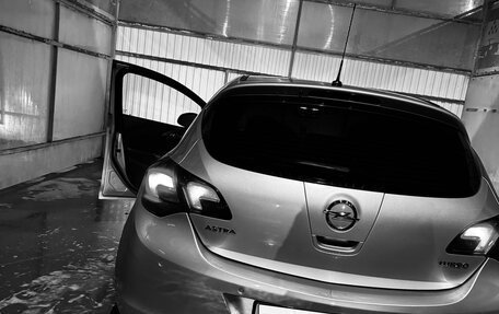 Opel Astra J, 2011 год, 700 000 рублей, 5 фотография