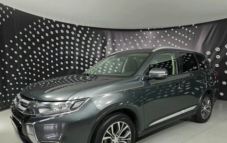 Mitsubishi Outlander III рестайлинг 3, 2018 год, 2 057 000 рублей, 1 фотография
