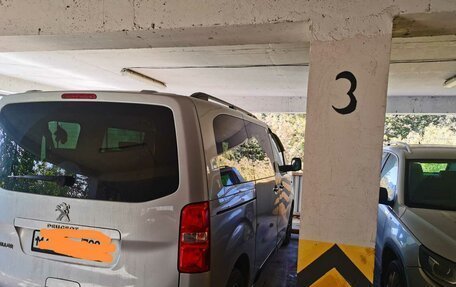 Peugeot Traveller I, 2019 год, 3 300 000 рублей, 17 фотография