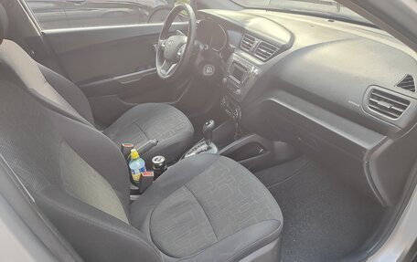 KIA Rio III рестайлинг, 2012 год, 800 000 рублей, 10 фотография