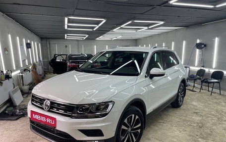 Volkswagen Tiguan II, 2019 год, 2 650 000 рублей, 1 фотография
