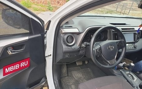 Toyota RAV4, 2019 год, 3 000 000 рублей, 11 фотография