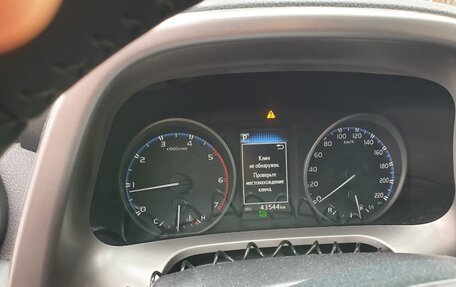 Toyota RAV4, 2019 год, 3 000 000 рублей, 14 фотография