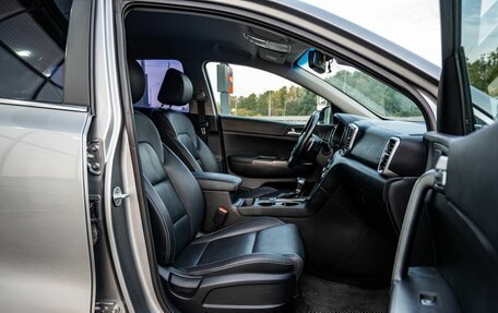 KIA Sportage IV рестайлинг, 2019 год, 2 400 000 рублей, 11 фотография