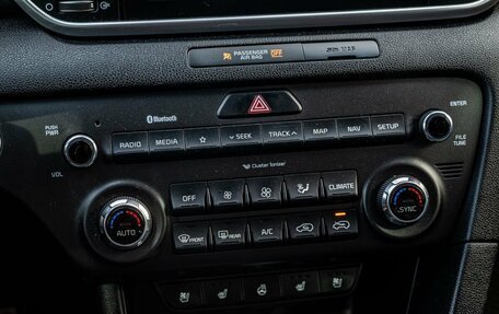 KIA Sportage IV рестайлинг, 2019 год, 2 400 000 рублей, 21 фотография