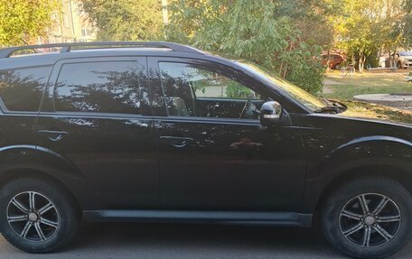 Mitsubishi Outlander III рестайлинг 3, 2010 год, 980 000 рублей, 13 фотография