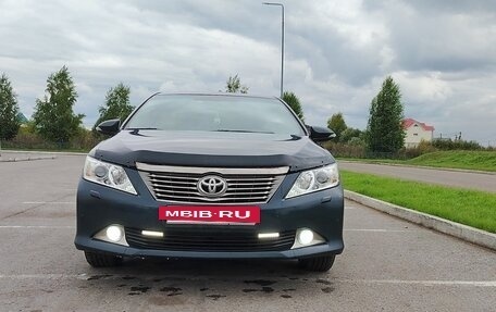 Toyota Camry, 2012 год, 1 550 000 рублей, 2 фотография