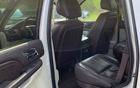 Cadillac Escalade III, 2011 год, 1 850 000 рублей, 7 фотография