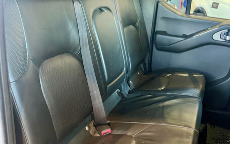 Nissan Navara (Frontier), 2008 год, 1 049 000 рублей, 15 фотография