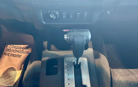 Nissan Navara (Frontier), 2008 год, 1 049 000 рублей, 12 фотография
