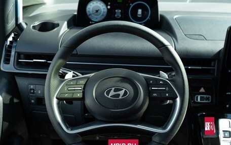 Hyundai Staria, 2025 год, 8 990 000 рублей, 22 фотография