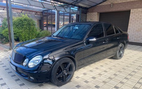 Mercedes-Benz E-Класс, 2004 год, 1 000 000 рублей, 14 фотография