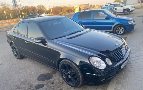 Mercedes-Benz E-Класс, 2004 год, 1 000 000 рублей, 16 фотография