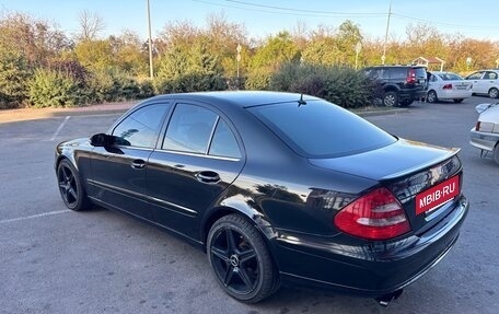 Mercedes-Benz E-Класс, 2004 год, 1 000 000 рублей, 11 фотография