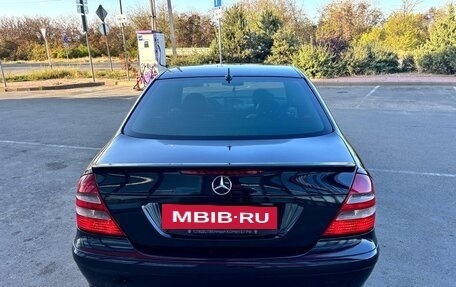 Mercedes-Benz E-Класс, 2004 год, 1 000 000 рублей, 10 фотография