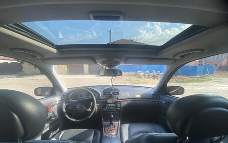 Mercedes-Benz E-Класс, 2004 год, 1 000 000 рублей, 27 фотография