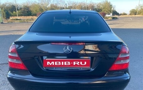 Mercedes-Benz E-Класс, 2004 год, 1 000 000 рублей, 29 фотография