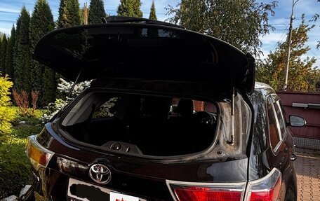 Toyota Highlander III, 2015 год, 2 950 000 рублей, 7 фотография