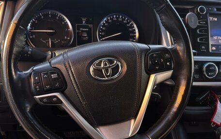 Toyota Highlander III, 2015 год, 2 950 000 рублей, 22 фотография