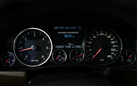 Volkswagen Touareg III, 2010 год, 1 199 585 рублей, 12 фотография