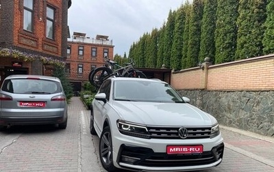 Volkswagen Tiguan II, 2019 год, 3 100 000 рублей, 1 фотография