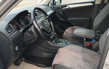 Volkswagen Tiguan II, 2017 год, 1 800 000 рублей, 1 фотография