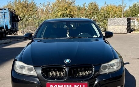 BMW 3 серия, 2011 год, 1 260 000 рублей, 7 фотография