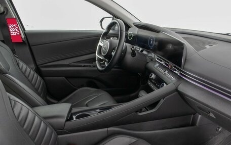 Hyundai Elantra, 2021 год, 2 430 000 рублей, 9 фотография