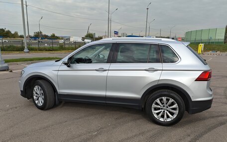 Volkswagen Tiguan II, 2017 год, 1 800 000 рублей, 4 фотография