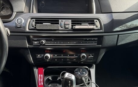 BMW 5 серия, 2012 год, 1 800 000 рублей, 13 фотография