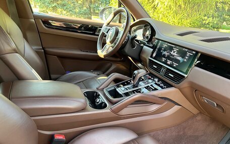 Porsche Cayenne III, 2019 год, 7 750 000 рублей, 8 фотография