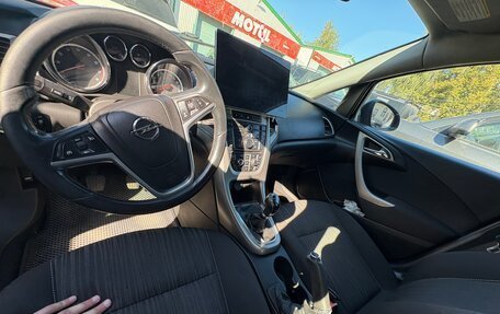 Opel Astra J, 2011 год, 410 000 рублей, 3 фотография