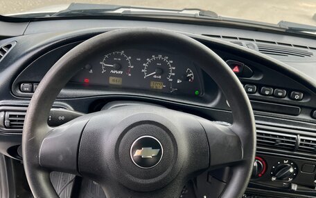 Chevrolet Niva I рестайлинг, 2018 год, 900 000 рублей, 8 фотография