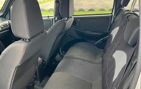 Chevrolet Niva I рестайлинг, 2018 год, 900 000 рублей, 12 фотография