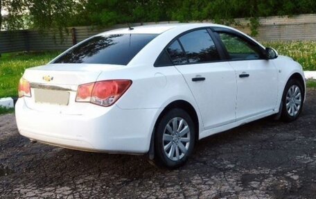 Chevrolet Cruze II, 2013 год, 700 000 рублей, 2 фотография