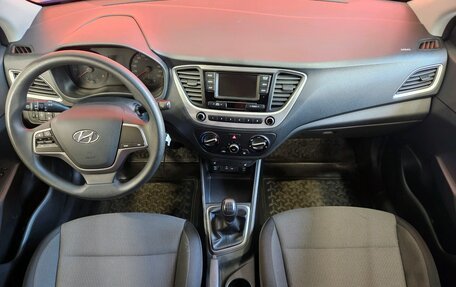 Hyundai Solaris II рестайлинг, 2018 год, 1 095 000 рублей, 9 фотография