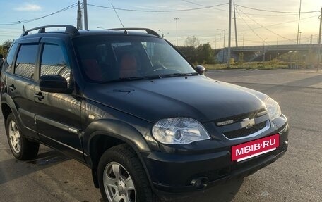 Chevrolet Niva I рестайлинг, 2013 год, 515 000 рублей, 2 фотография