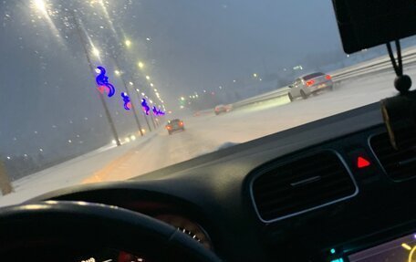 Volkswagen Golf VI, 2009 год, 800 000 рублей, 7 фотография