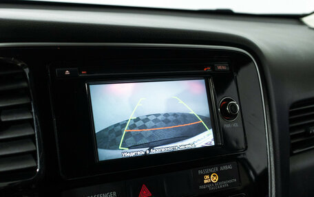 Mitsubishi Outlander III рестайлинг 3, 2016 год, 2 199 700 рублей, 15 фотография