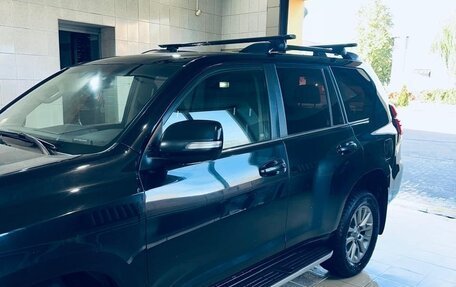 Toyota Land Cruiser Prado 150 рестайлинг 2, 2018 год, 3 800 000 рублей, 4 фотография