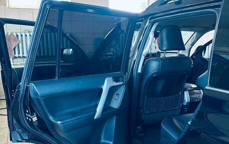 Toyota Land Cruiser Prado 150 рестайлинг 2, 2018 год, 3 800 000 рублей, 10 фотография